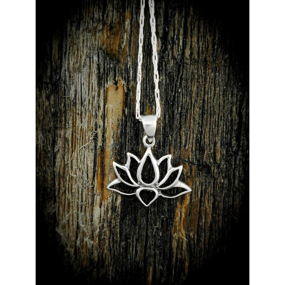 925 Sterling Silver Lotus Pendant
